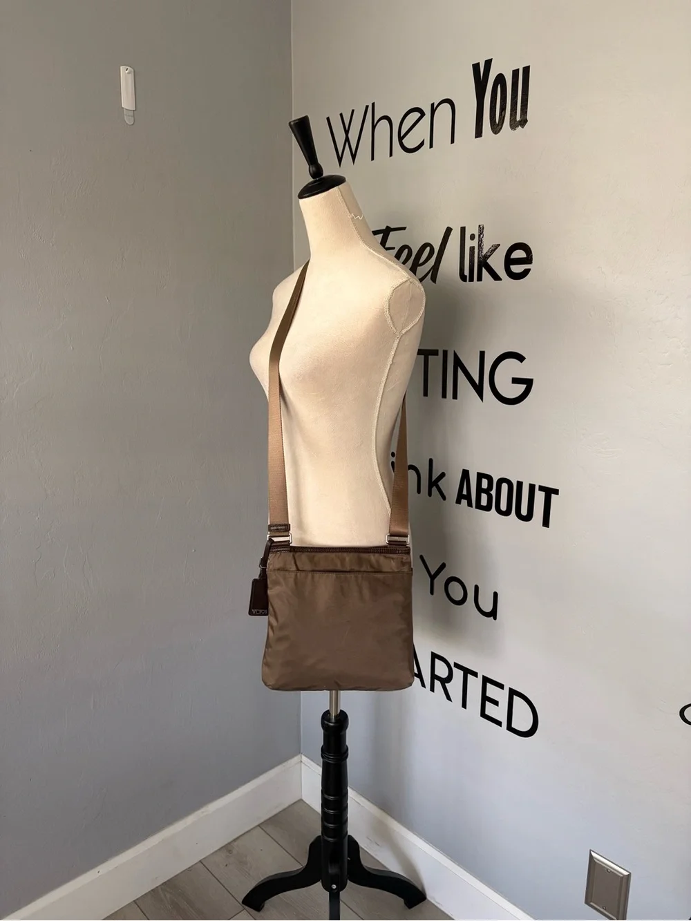 GUC Tumi Voyager Taupe Nylon Crossbody Messenger Bag with Leather Trim